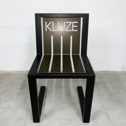 Chaise Kluze